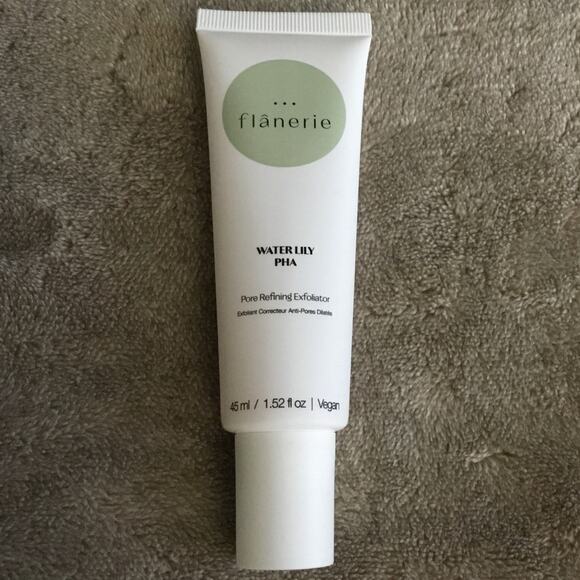 Flanerie ~ Water Lily PHA Pore Refining Exfoliator | 1.52oz - Picture 1 of 3